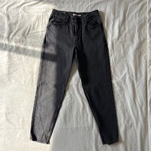 Levi’s | Women’s 80s Mom Jeans in Black
